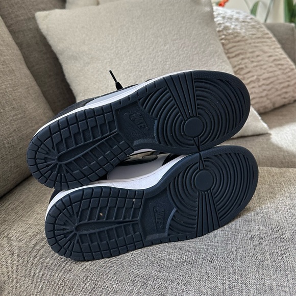 Nike Dunk Low Georgetown - Picture 8 of 9